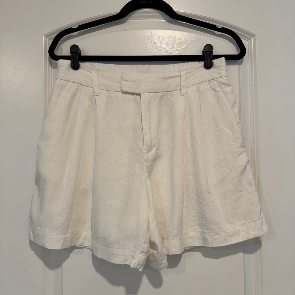a new day Women's Cream Linen Shorts
